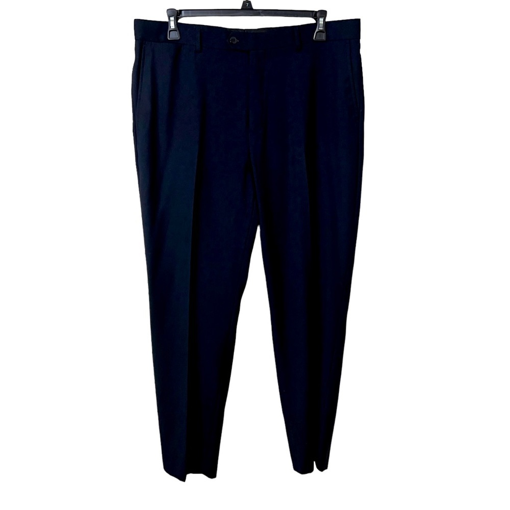 MAZARI MENS DRESS SLACKS, SIZE 40” WAIST WITH A 32” INCH INSEAM. A POLY RAYON.